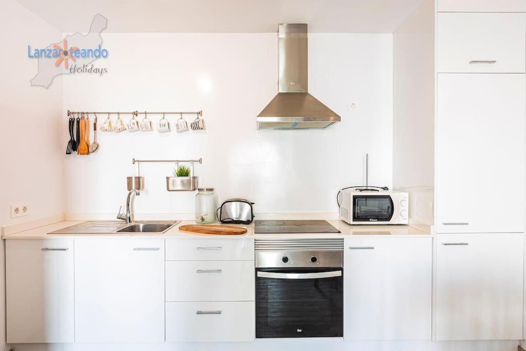 Vivienda Vacacional Casa Las Cucharas Costa Teguise Exteriör bild