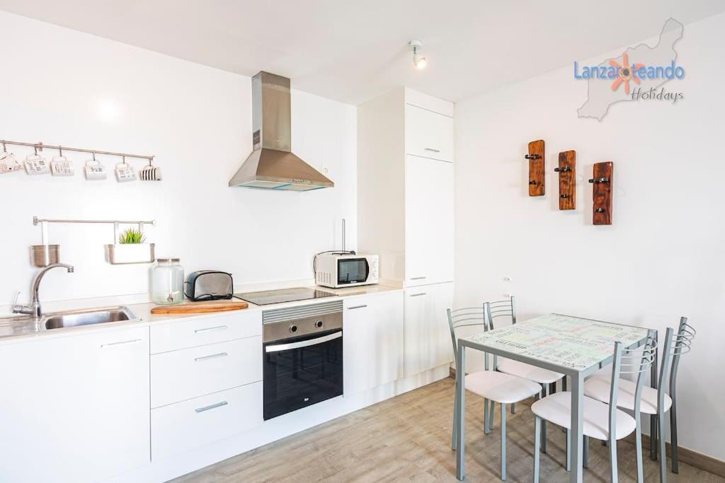 Vivienda Vacacional Casa Las Cucharas Costa Teguise Exteriör bild